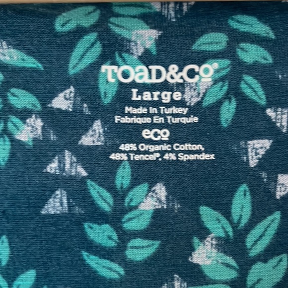 Toad&Co | Rosemarie Blue Dress, Size Large, V-Neck, Cap Sleeve, Leaves Pattern - Picture 5 of 8